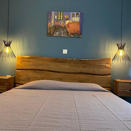 Mirovigli Family Rooms Lépedha エクステリア 写真